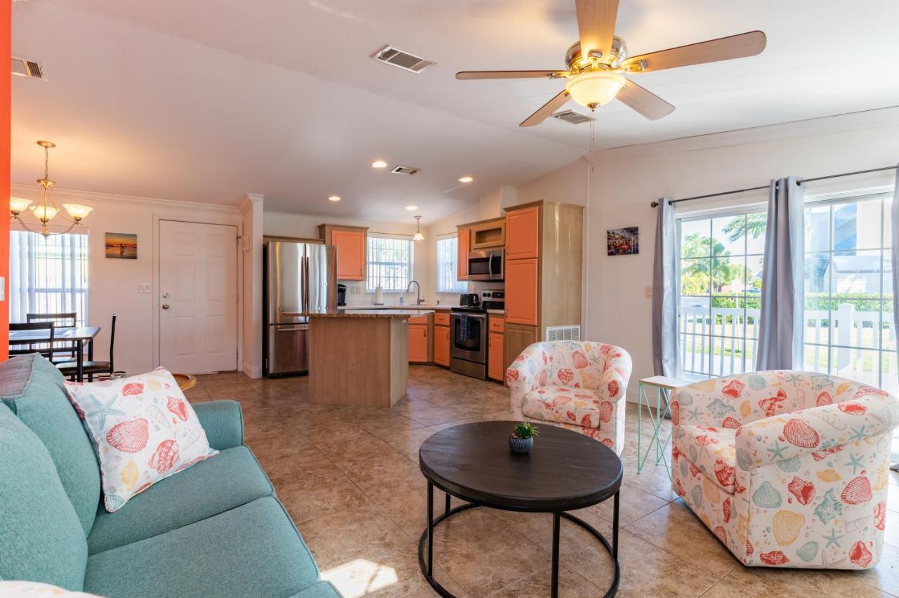 Tiny House Siesta Villa Sarasota Exterior photo